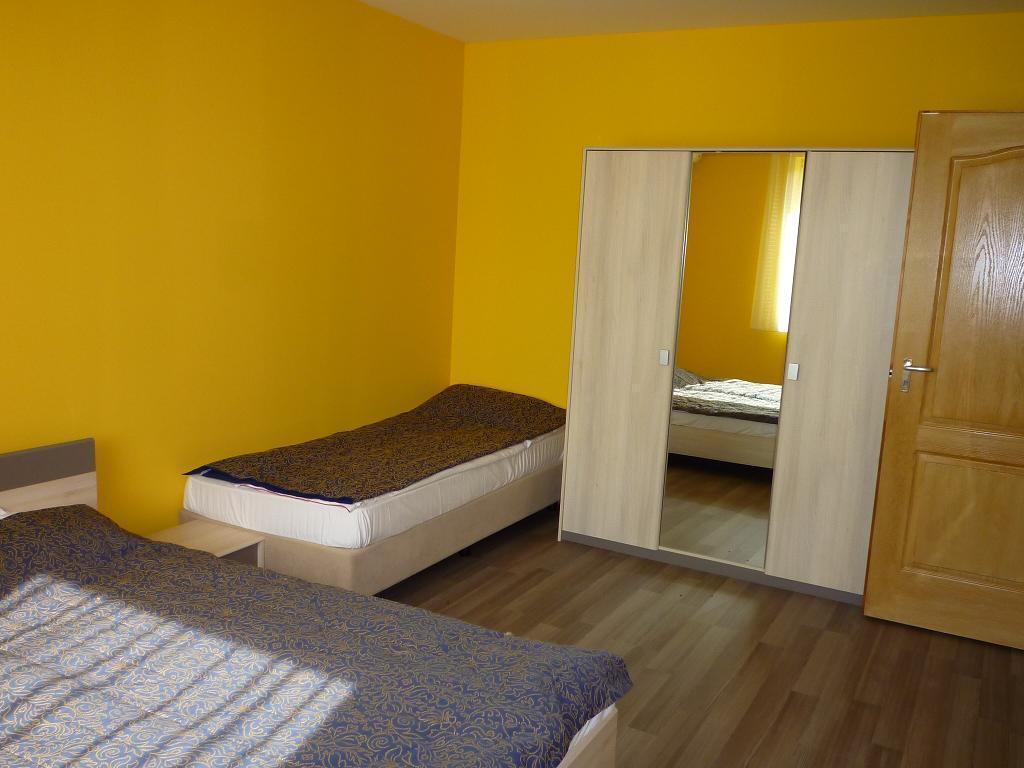 Hotel Farkasverem Vendeghaz Nyírtura Zewnętrze zdjęcie